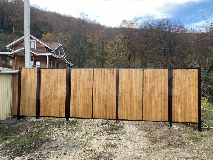 Дом 172 м² на участке 4,3 сот.