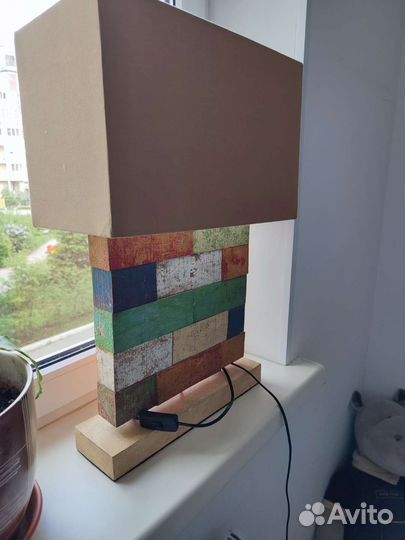 Светильники настольный