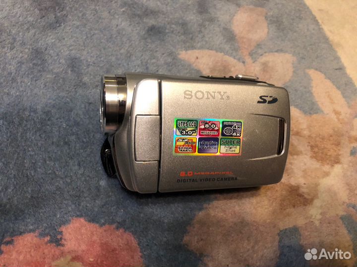 Видеокамера Sony DDV 8E