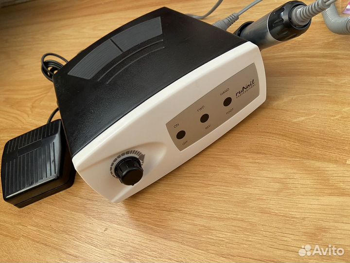 Машинка для маникюра и педикюра