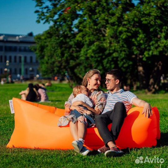 Надувной диван Биван