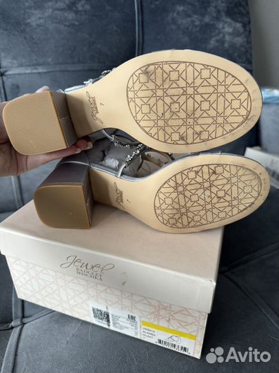 Босоножки badgley mischka