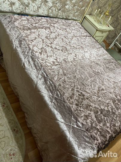 Покрывало на кровать