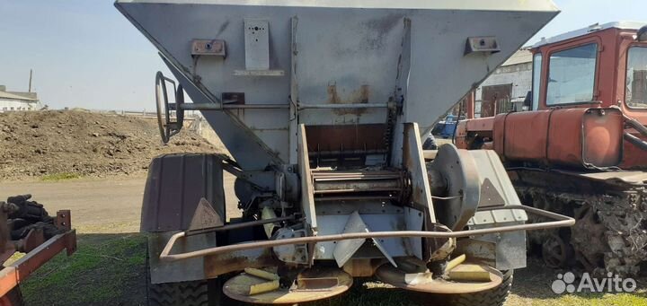 Разбрасыватель удобрений УралАгроМаш МВУ-8Г, 1995