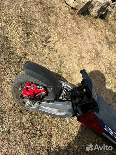 Электросамокат kugoo