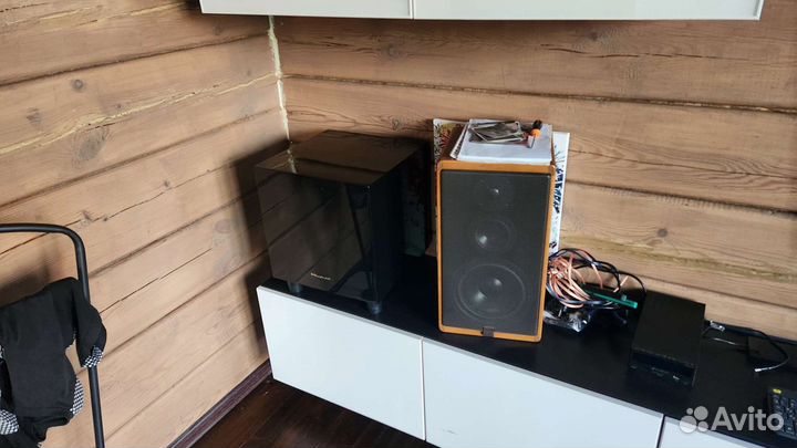 Крупные полочники Canton Karat 940