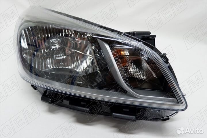 Фара правая O.E.M. OEM0094FR