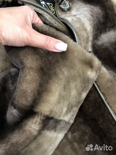 Шуба мутоновая с капюшоном
