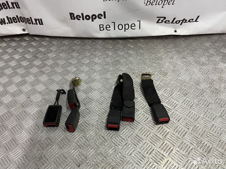 Замок заднего ремня безопасности Opel