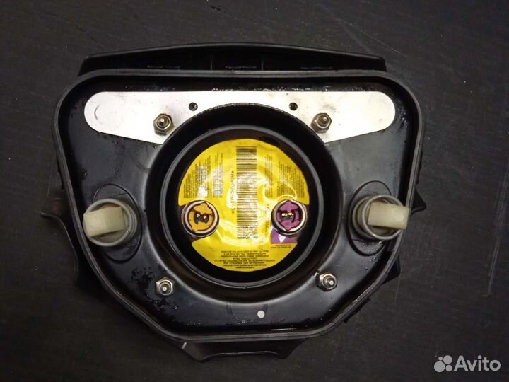 Подушка безопасности в руль Opel Vectra C Signum