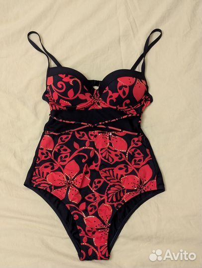 Слитный купальник Feba