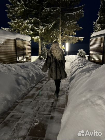 Шуба чернобурка