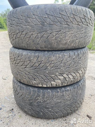 Nokian Tyres Hakkapeliitta 9 225/50 R17 79S