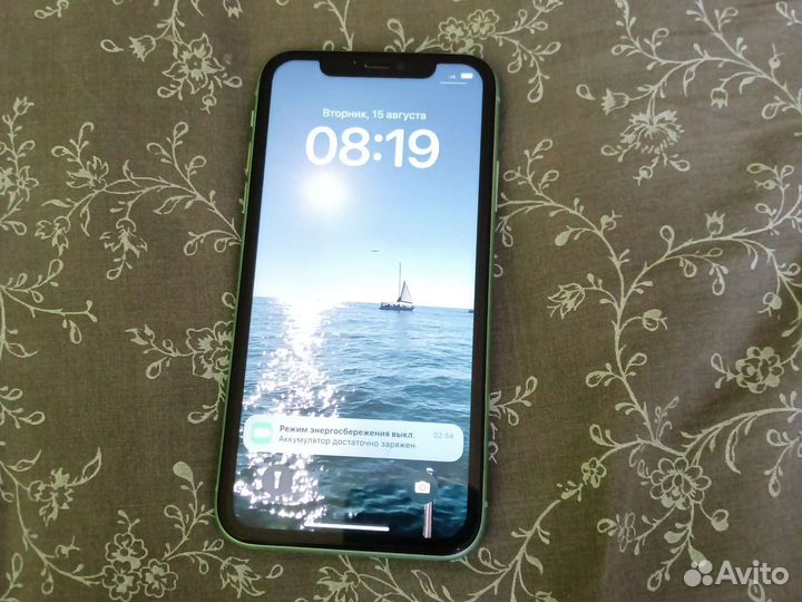 Телефон iPhone 11 128 gb