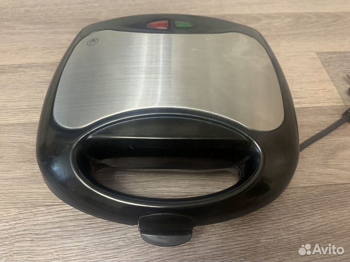 Сэндвичница / бутербродница