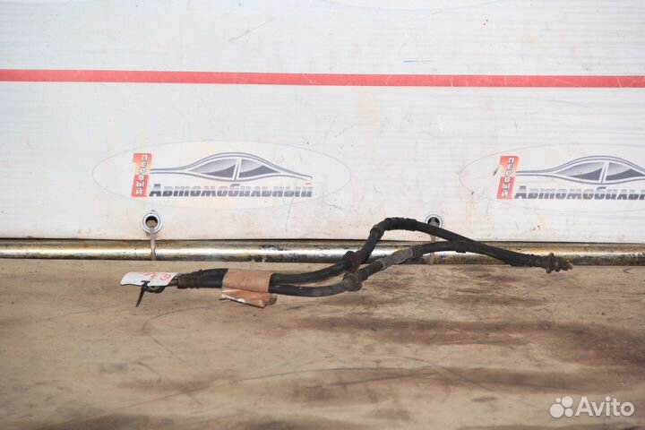 Тормозной шланг перед c Nissan Serena TC24 QR20DE