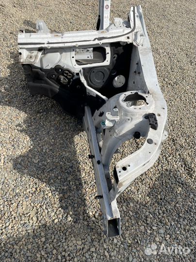 Четверть передняя левая BMW X3 F25 2013