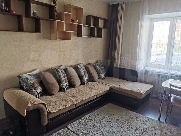 2-к. квартира, 80 м², 1/14 эт.