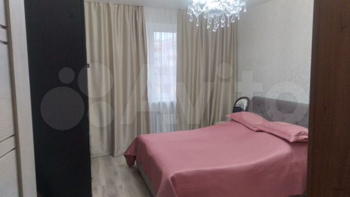 2-к. квартира, 58 м², 1/3 эт.