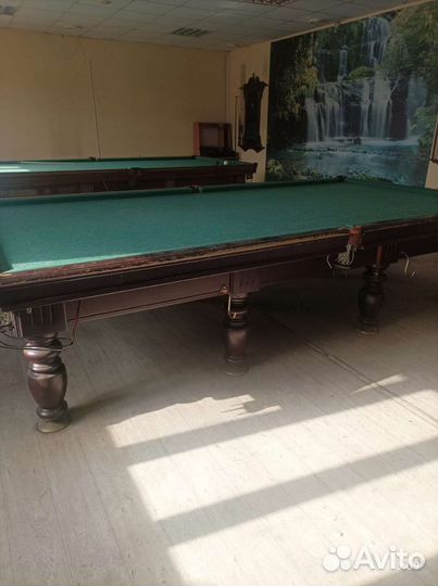 Бильярдный стол