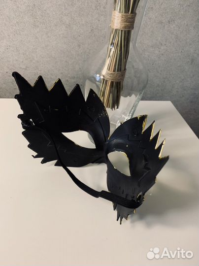 Маска карнавальная