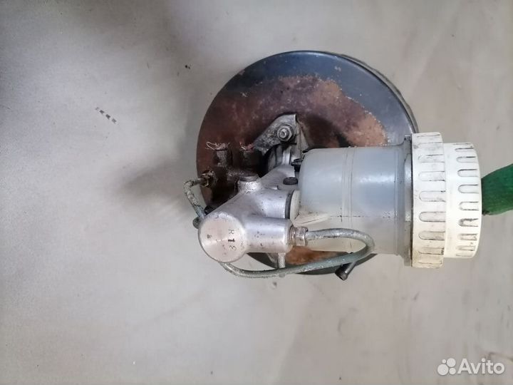 Вакуум и главный тормозной Mitsubishi Mirage 1991