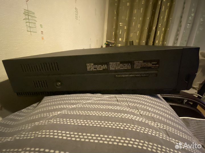 Видеомагнитофон Panasonic nv-j30HQ