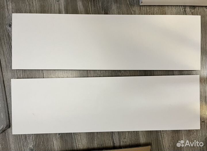 Полка настенная белая