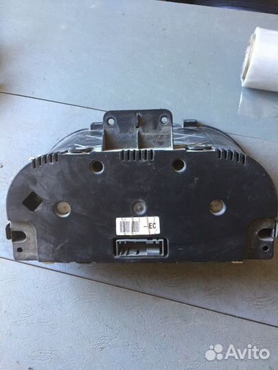 Щиток приборов (приборная панель) Ford Fusion 2005