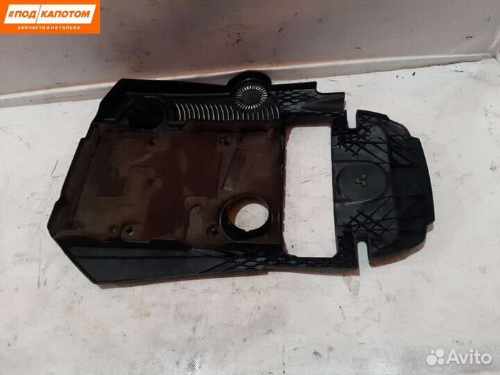 Декоративная крышка двигателя Mercedes-Benz W212