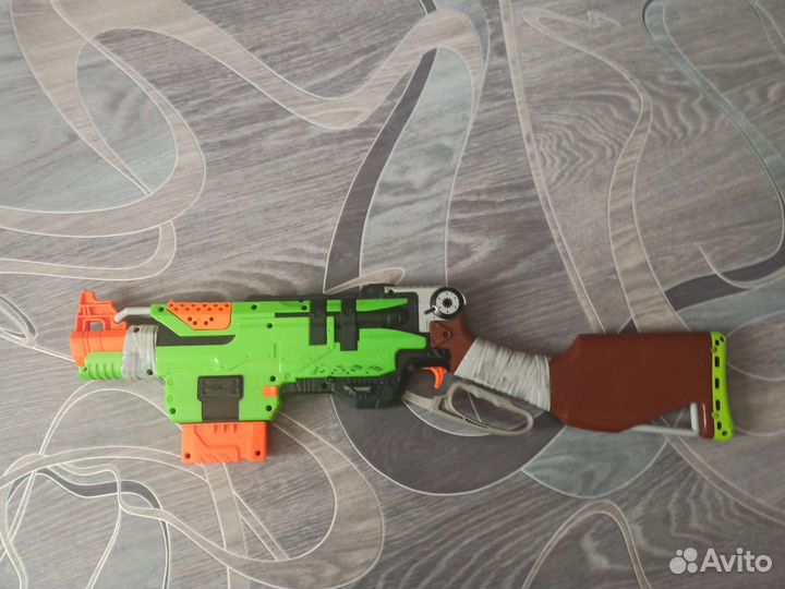 Читайте описание) Бластеры Nerf 4 штуки