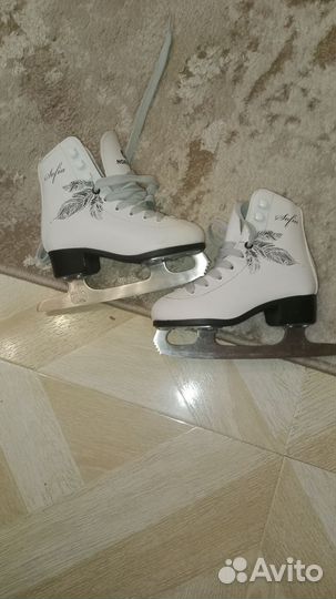 Коньки фигурные детские 28 размер