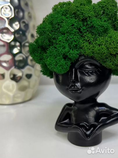 Статуэтки со мхом