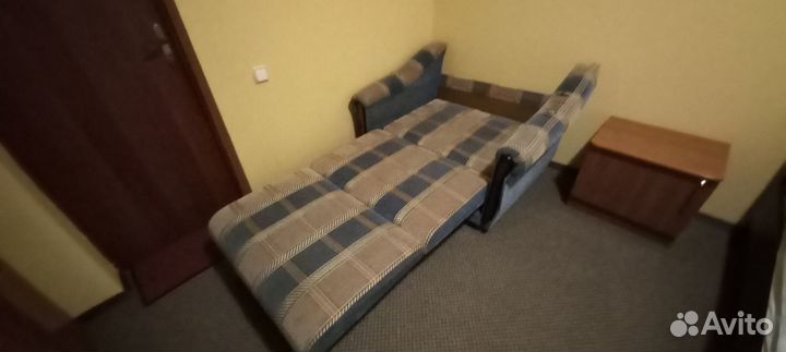 Продам 2 кресла-кровати б/у