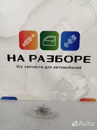 Повторитель передний правый Mazda 3 BL 1.6 2010