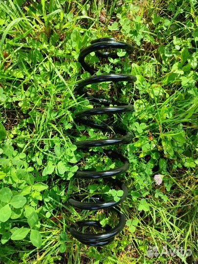 Пружина задняя шкода октави А5 VAG 1K0 511 115 CK