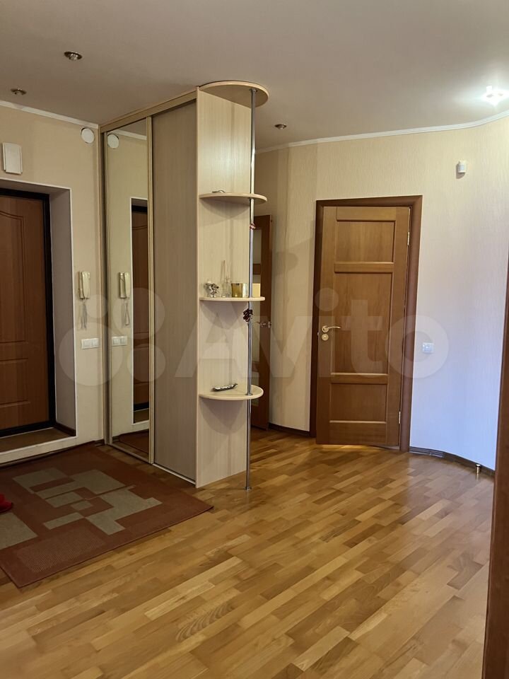 3-к. квартира, 81 м², 5/5 эт.