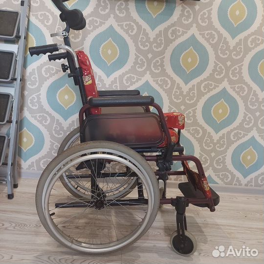 Детская инвалидная коляска для детей дцп