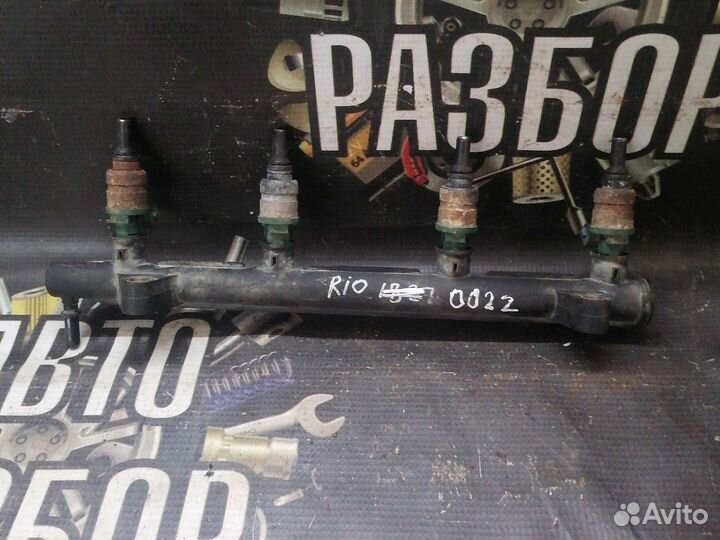 Топливная рампа Kia Rio 1