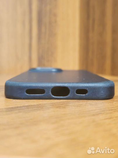 Чехол на iPhone 13 pro кожаный