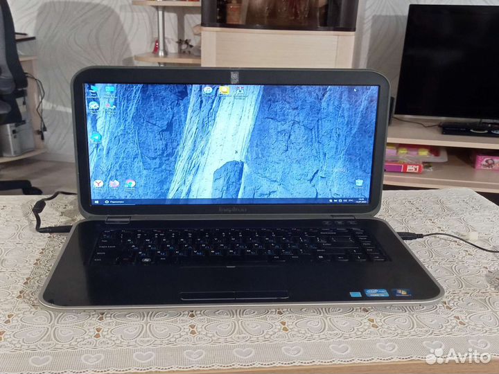 Ноутбук dell inspiron 15