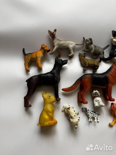 Игрушки собаки и кошки пакетом