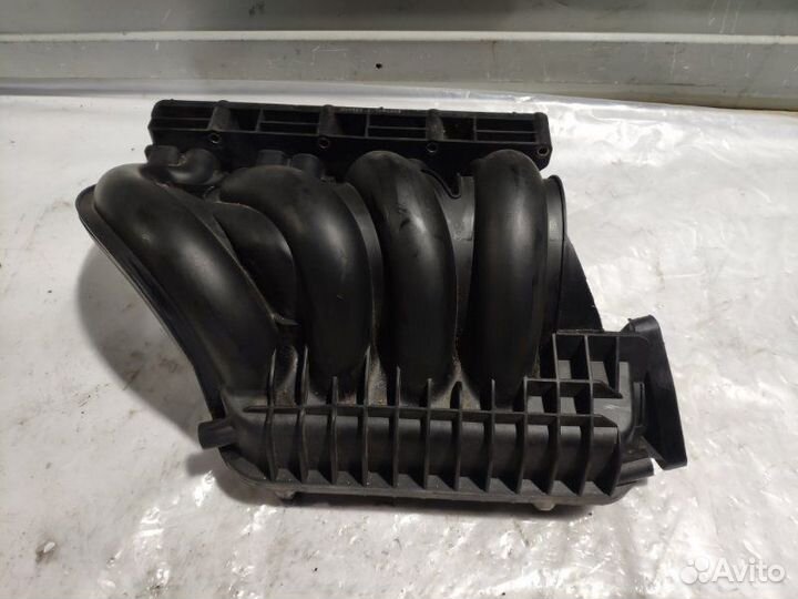 Впускной коллектор Mercedes W211 E-Class седан