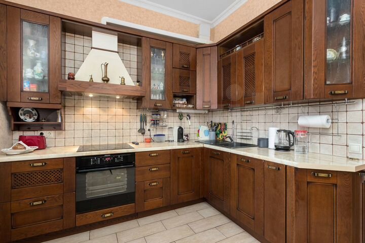 3-к. квартира, 88,6 м², 1/3 эт.