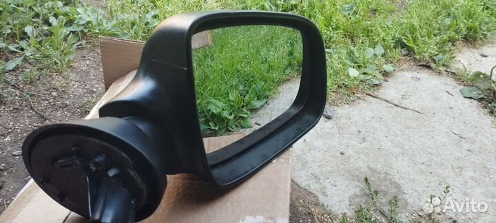 Зеркало правое на логан 1рест