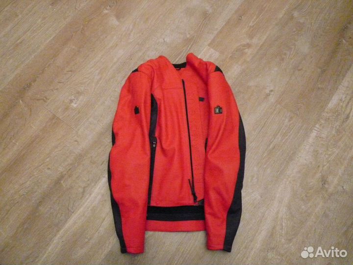 Мотокуртка