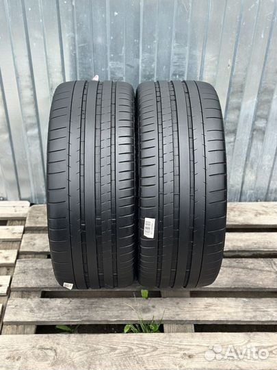 Michelin Pilot Super Sport 255/35 R21 98Y