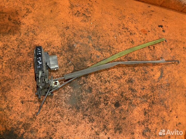 Замок двери задней правой Chevrolet Trail Blazer 1