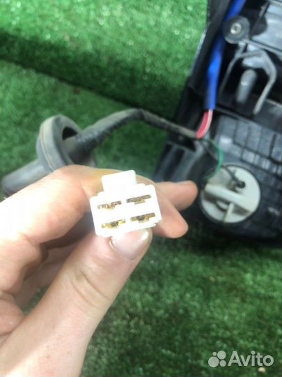 Стоп-сигнал задний левый Daihatsu Terios Kid J111G