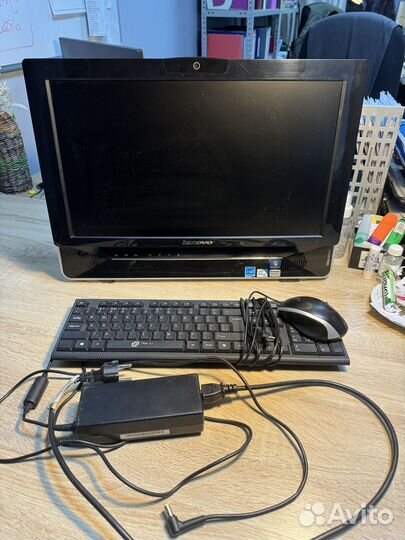 Моноблок Lenovo IdeaCentre B300